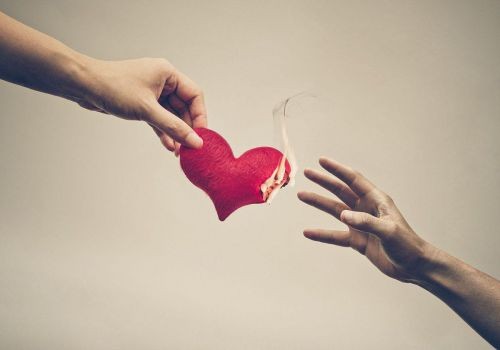 婚前的房产离婚时是不是可以分
